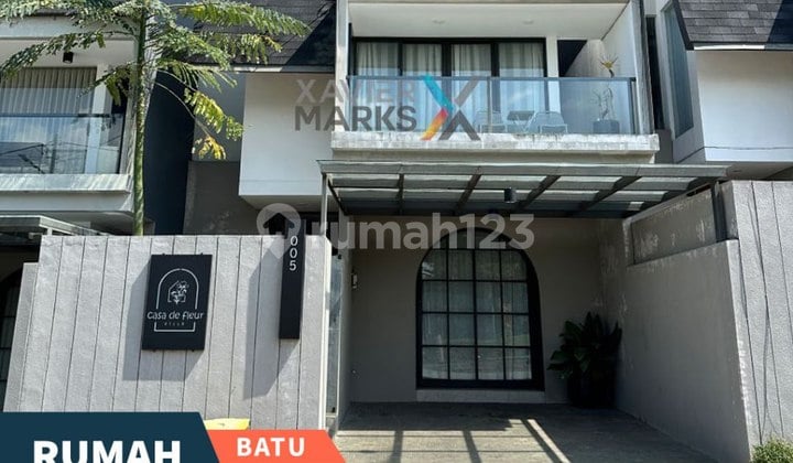 Rumah Villa di Kingspark Batu