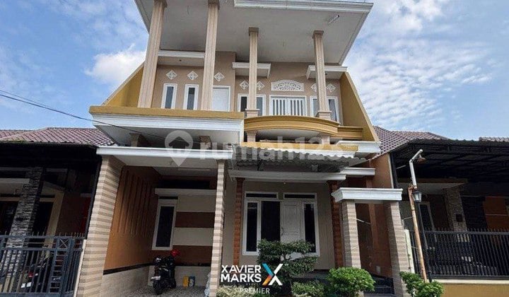 Rumah 2 Lantai di Pandanwangi Sulfat Blimbing Malang