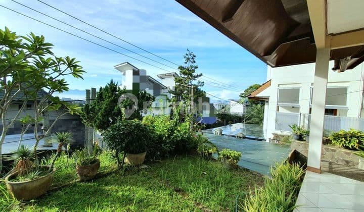 Rumah Dago View Cantik Siap Huni Furnished Kota Bandung