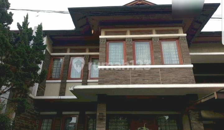 Komplek Rumah Mewah 5 menit dari keluar Tol Pasteur