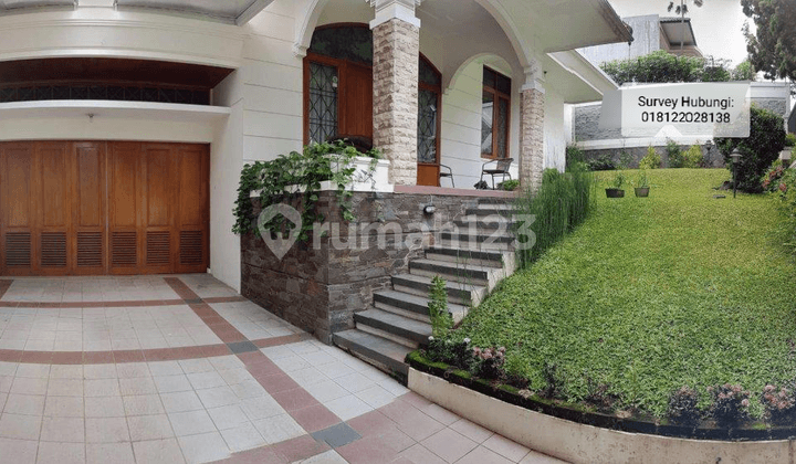 DIJUAL RUMAH TERAWAT SETRASARI BANDUNG. DEKAT EXIT TOL PASTEUR.