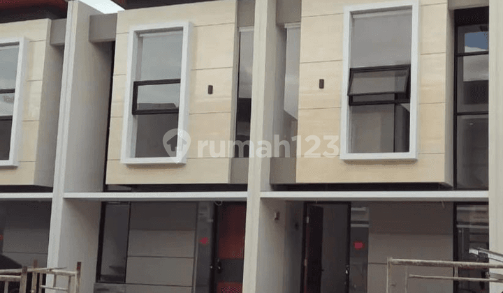RUMAH BARU MINIMALIS MODEREN SIAP HUNI DI LEUWI PANJANG DEKAT SOEKARNO HATTA BANDUNG, AKSES TOL MOH.TOHA