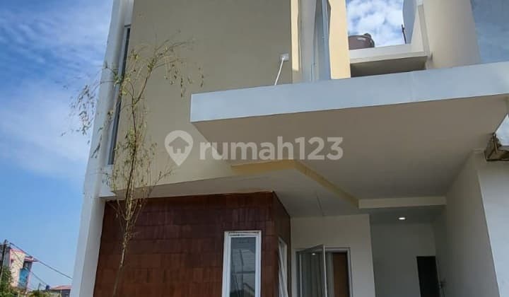 Rumah Cantik 2 Lantai Di Bintaro Selatan Siap Huni