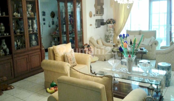 Rumah 1km exit Tol Pasteur, Strategis daerah Sukagalih Bandung.