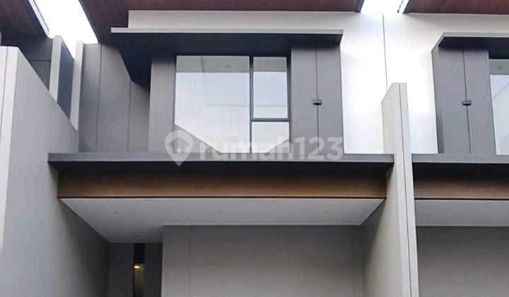 Rumah Baru Setraduta Dk Tol Pasteur&univ Maranatha Kota Bandung