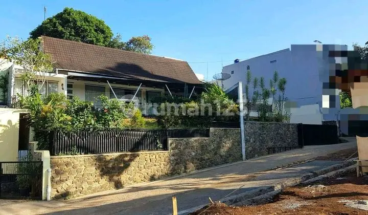 Rumah Villa Siap Huni Berudara Sejuk Khas Bandung Utara Padasuka