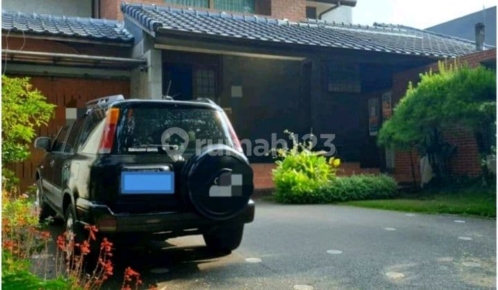 Rumah Dekat Pullman Hotel Gedung Sate Tengah Kota Bandung