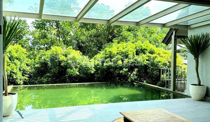 Rumah Villa Siap Huni Kolam Renang di Dago Kota Bandung