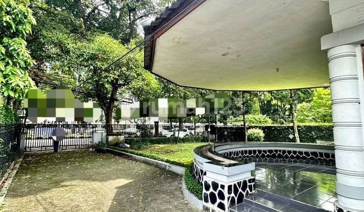 Rumah Belanda Strategis Dekat Gedung Sate Hitungtanah Kotabandung