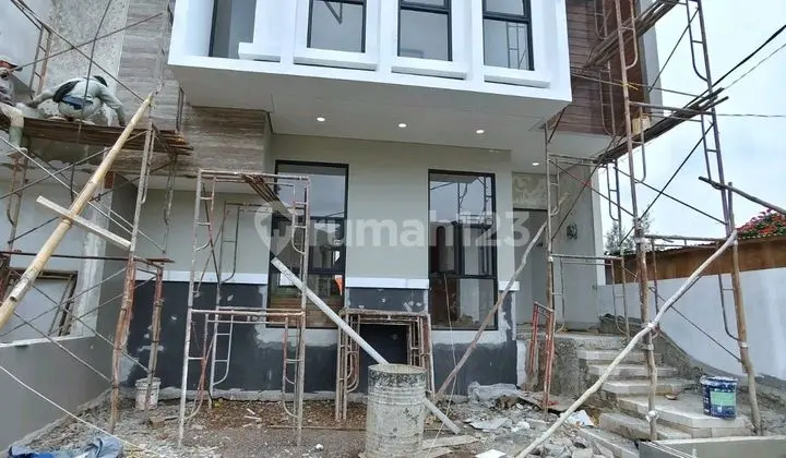 Cool New House Near Maranatha Campus & to Pasteur, Bandung City