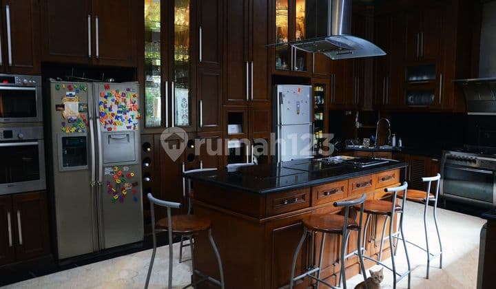 Jual Cepat Rumah Mewah Modern Classic Samping Akpol Semarang