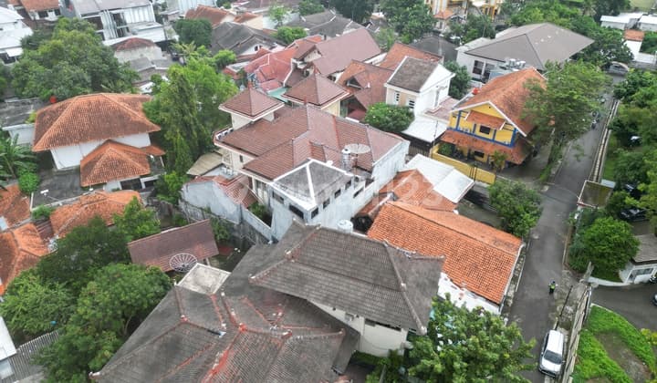 Jual Cepat Rumah Mewah Modern Classic Samping Akpol Semarang