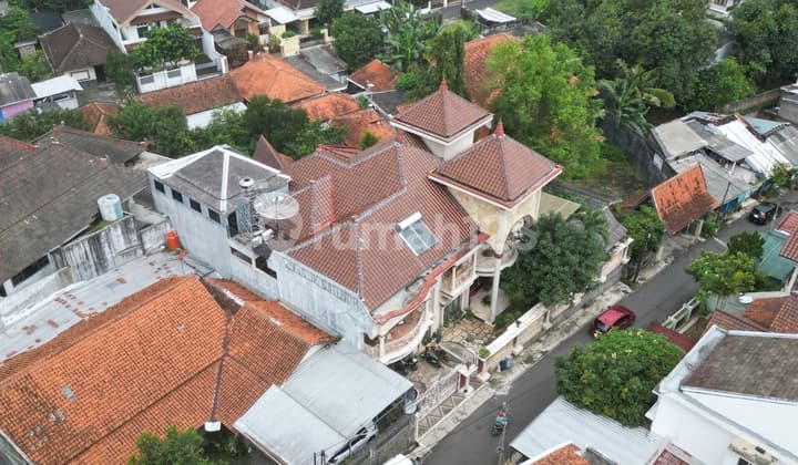 Jual Cepat Rumah Mewah Modern Classic Samping Akpol Semarang