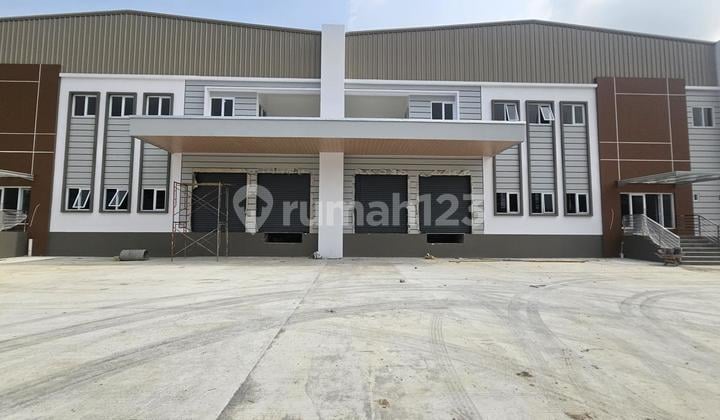 Warehouse and Factory with Industrial Building Permit, features a Loading Dock in Lippo Cikarang.