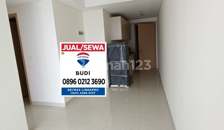 For rent Sedayu City Kelapa Gading apartment, brand new semi-furnished, LB 60 m2, 2 BR type.