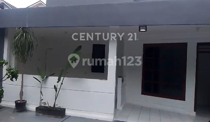 Disewakan Rumah Baru Renov Di Kemang Jakarta Selatan