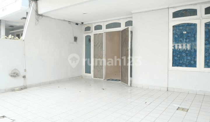 Janur Asri Dekat Sekolah Penabur Taipei School 4KT