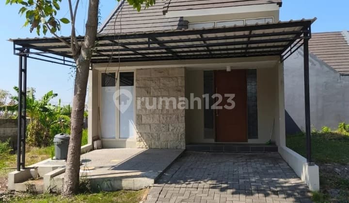 Rumah Northwest Park Lake Central Hill Citraland Surabaya Barat