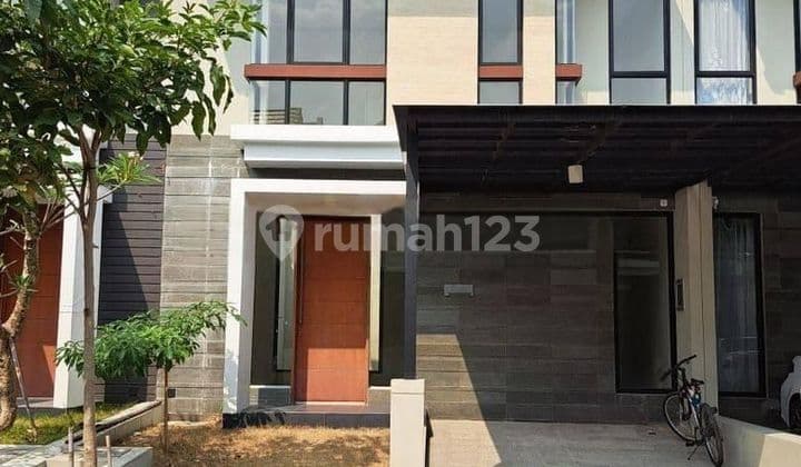 Rumah Full Furnished Northwest Hill Lake Park Citraland Surabaya