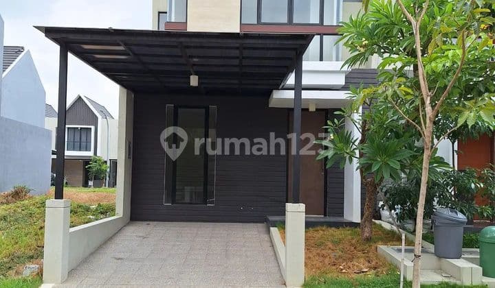 Rumah Northwest Hill Lake Park Central Citraland Surabaya Barat