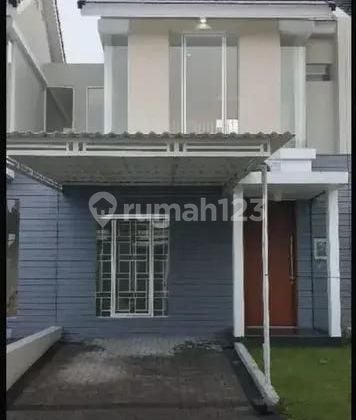 Rumah Semi Furnished Northwest Park Lake Citraland Surabaya Barat