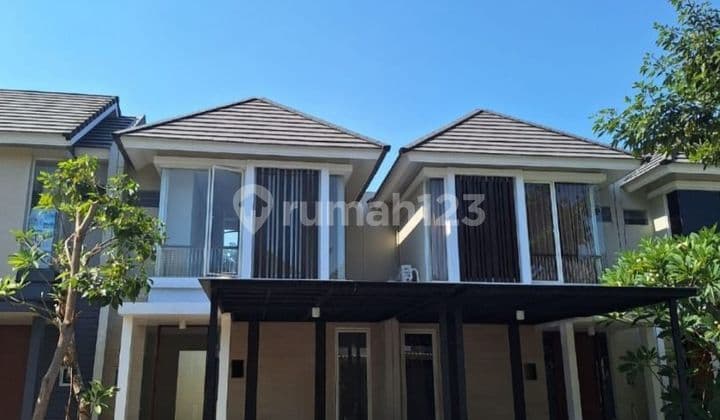 Rumah Furnished Northwest Park Lake Hill Citraland Surabaya Barat