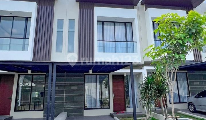 Rumah Full Furnish Northwest Central Lake Park Citraland Surabaya