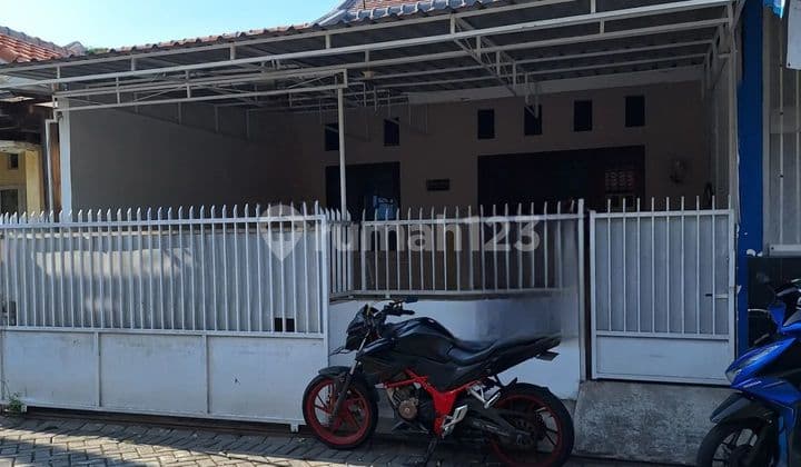 Rumah Bukit Palma Northwest Park Lake Citraland Surabaya Barat