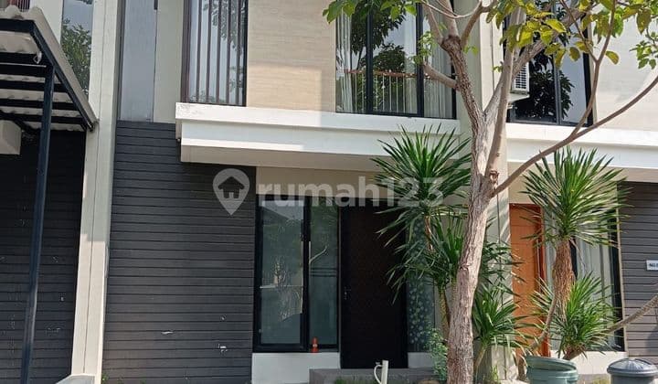 Rumah Semi Furnished Northwest Lake Park Citraland Surabaya Barat