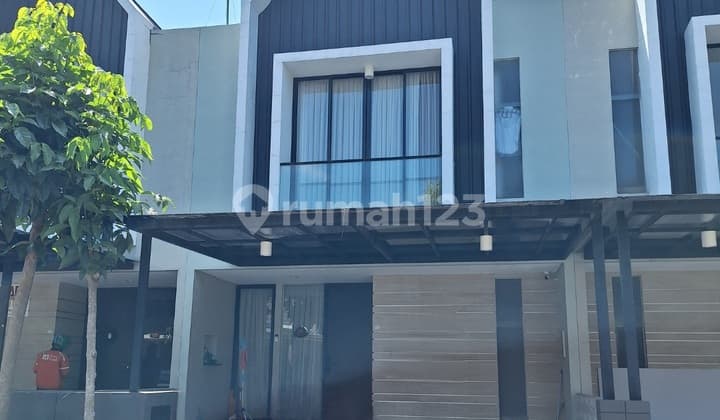 Rumah Northwest Park Lake Central Hill Citraland Surabaya Barat