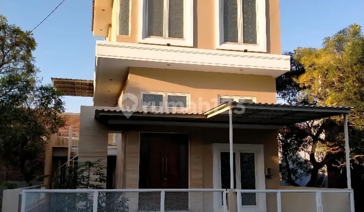 Rumah Bukit Palma Northwest Lake Park Citraland Surabaya Barat