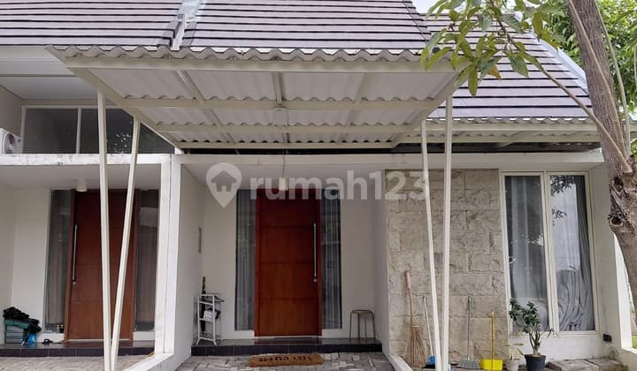 Fully Furnished House at Northwest Park Lake Citraland, West Surabaya