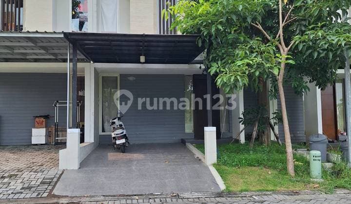 Rumah Northwest Park Lake Central Hill Citraland Surabaya Barat