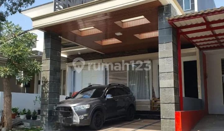 Palma Grandia Northwest Lake Park Citraland West Surabaya House