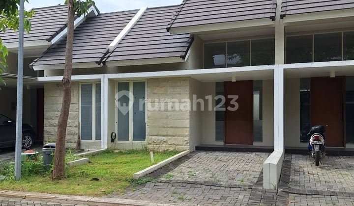 Rumah Northwest Park Lake Central Hill Citraland Surabaya Barat