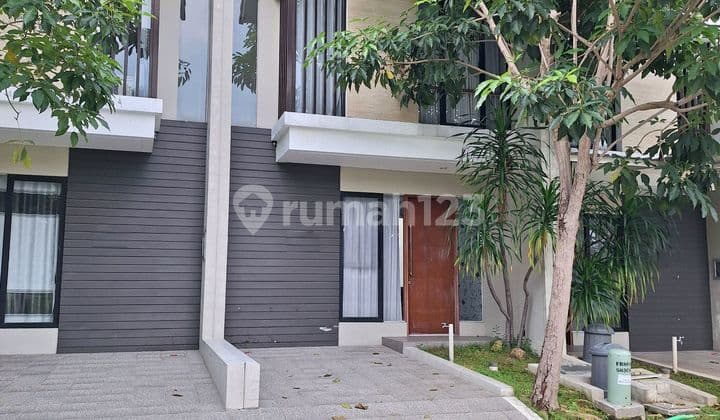 Rumah Full Furnished Northwest Lake Park Citraland Surabaya Barat