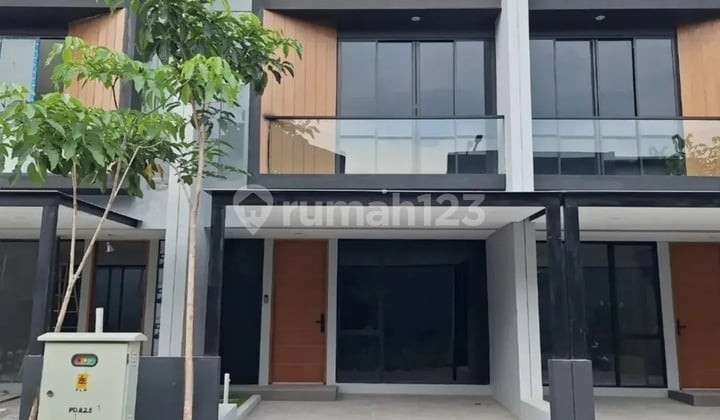 Rumah Full Furnished Northwest Central Citraland Surabaya Barat