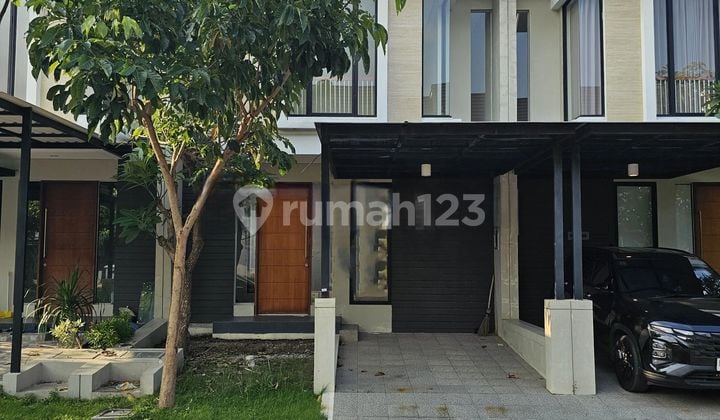 Rumah Semi Furnished Northwest Hill Lake Citraland Surabaya Barat