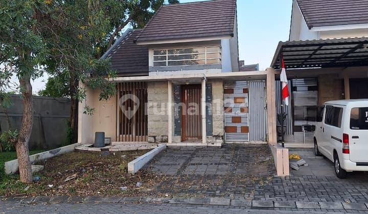 Rumah Green Hill Northwest Lake Park Citraland Surabaya Barat