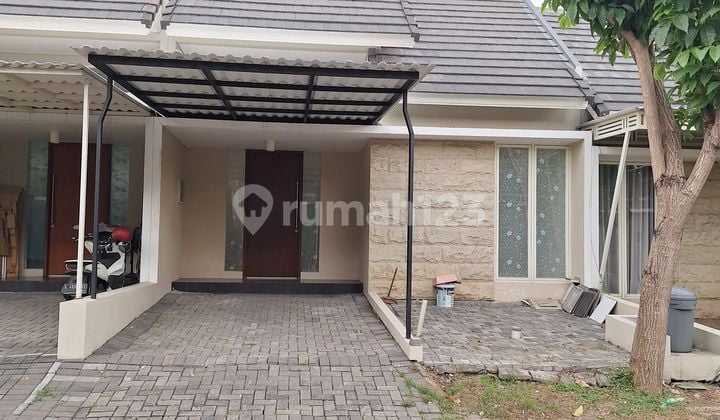 Rumah Semi Furnished Northwest Park Lake Citraland Surabaya Barat