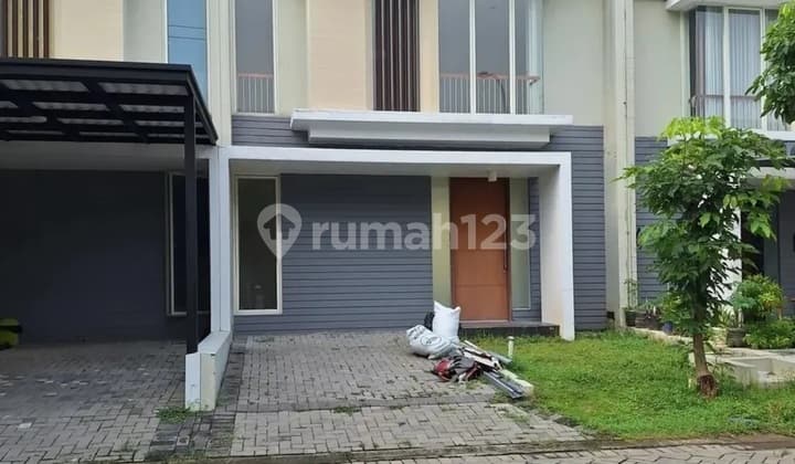 Rumah Northwest Park Lake Central Hill Citraland Surabaya Barat