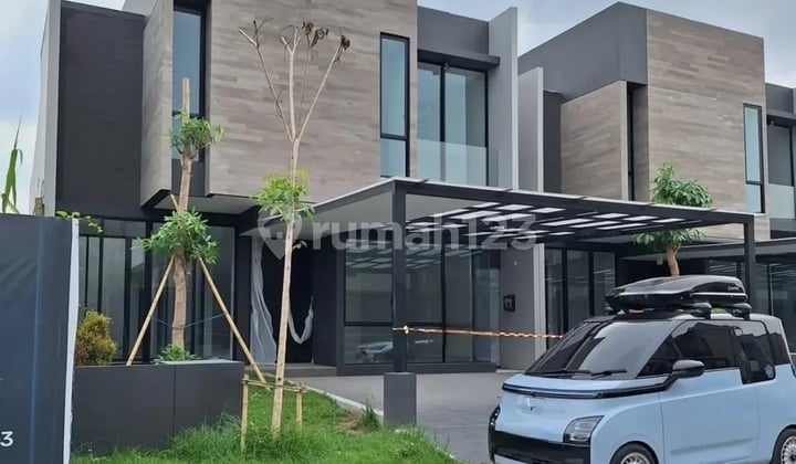 Rumah Pelican Hill Northwest Lake Park Citraland Surabaya Barat