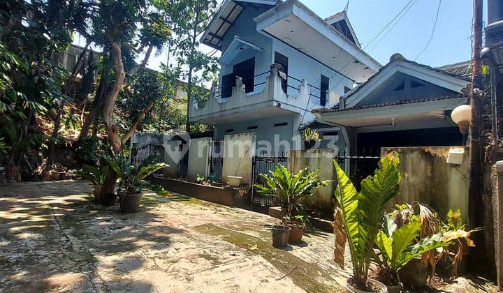 RUMAH LUAS LOKASI STRATEGIS