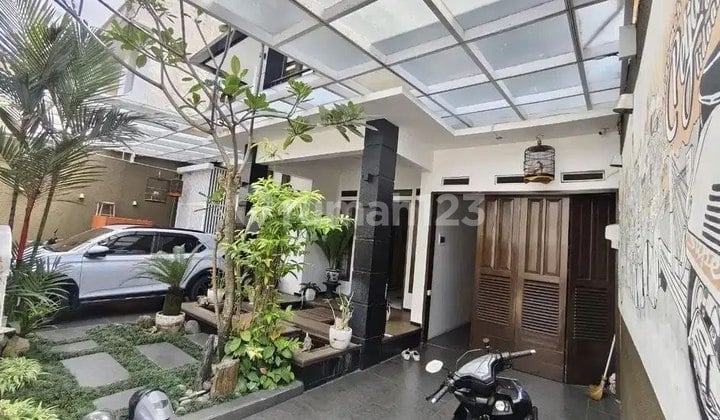 Rumah Minimalis di Sayap Karapitan Turangga Dekat Tsm