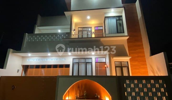 Rumah Minimalis Modern di Pharmindo Cimahi