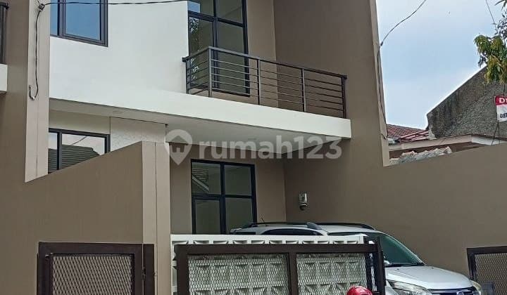 Rumah Minimalis Margahayu Raya Dekat Metro Bandung