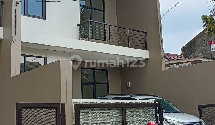 Rumah Minimalis Margahayu Raya Dekat Metro Bandung