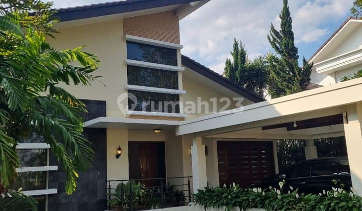Rumah Minimalis Di Dago Resort Di Mainroad Dekat Golf
