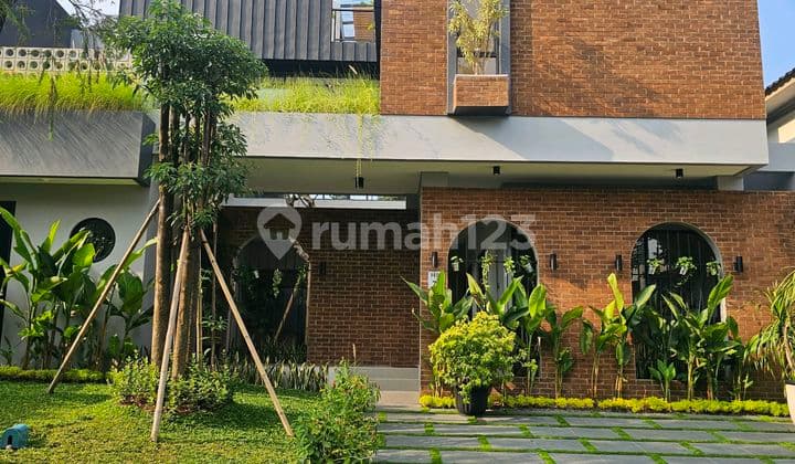 Rumah Cantik Konsep Industrial Modern Di Cluster Banyan The Green Bsd City