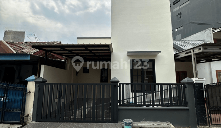 Rumah Bangunan Baru Lokasi Strategis Cluster Catalina Gading Serpong